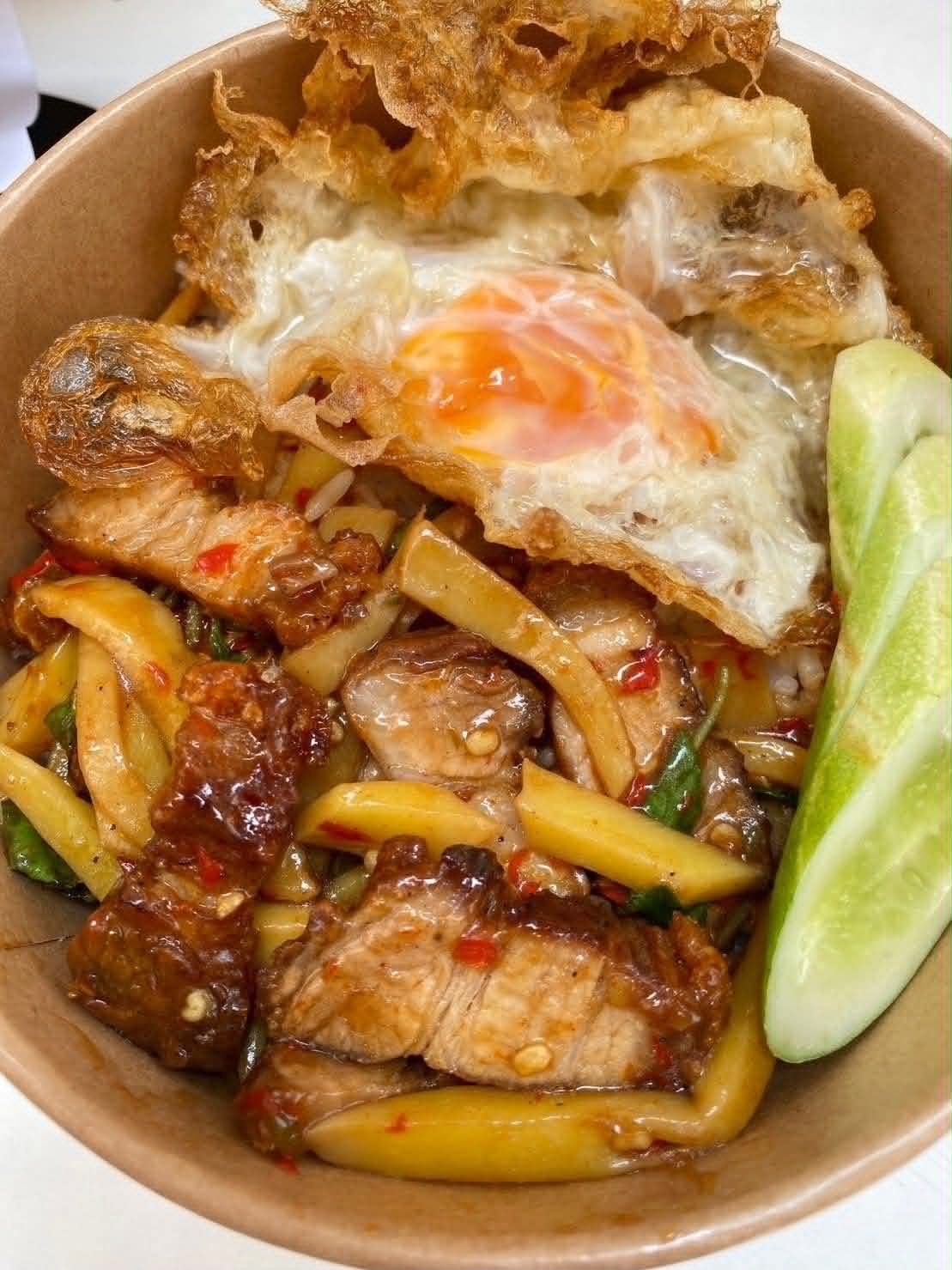 Ari rice bowl, cooked to order and ready for delivery