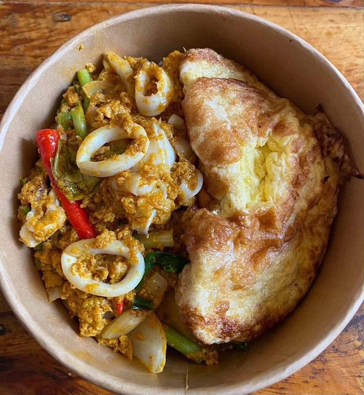 Ari rice bowl, cooked to order and ready for delivery