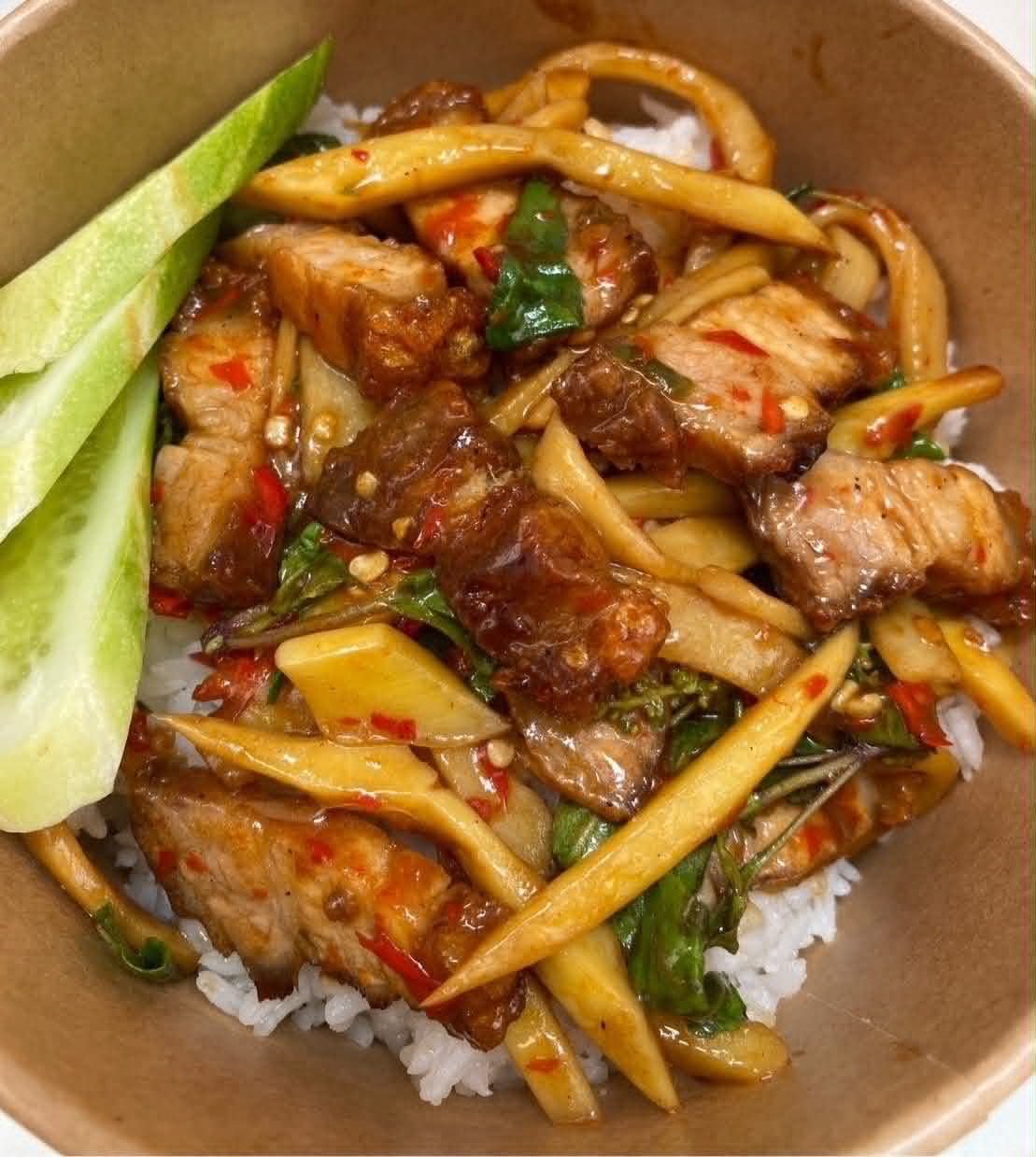 Ari rice bowl, cooked to order and ready for delivery