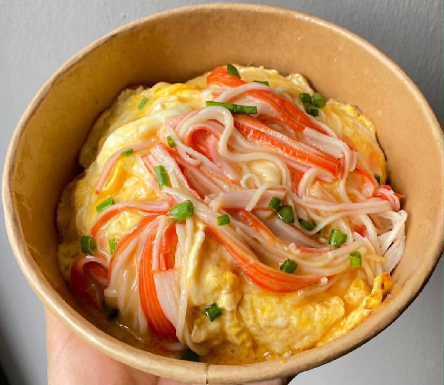 Ari rice bowl, cooked to order and ready for delivery